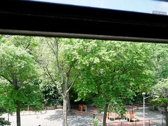 2nd image of 216 Bradhurst Ave APT 16