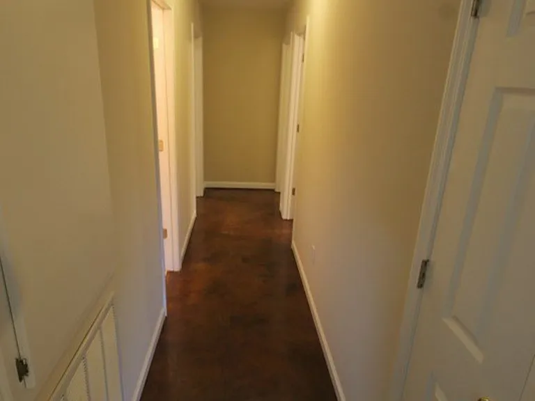 440 Beauregard Cir — Photo 7