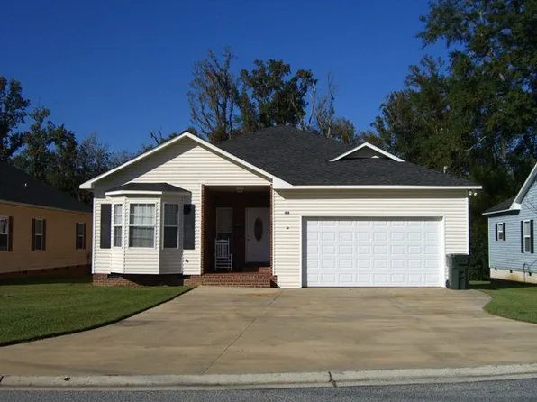 102 Artzi Dr, Thomasville, GA 31792