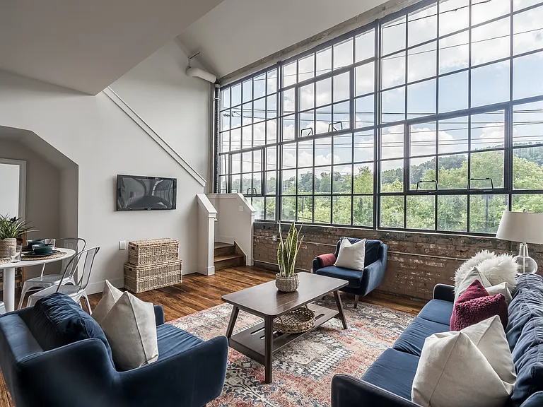 Yarn Factory Lofts — Photo 12