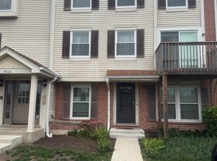 5602 Tinder Dr #4, Rolling Meadows, IL 60008