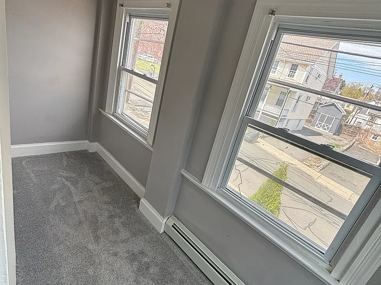 99 Jackson Ave — Photo 10