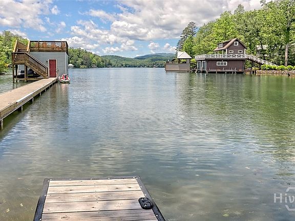 3rd image of 89 Arkansas Lane