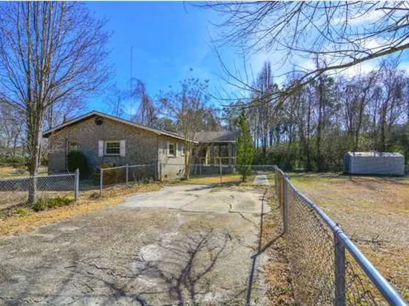 151 Gailmoor Dr, Ladson, SC 29456