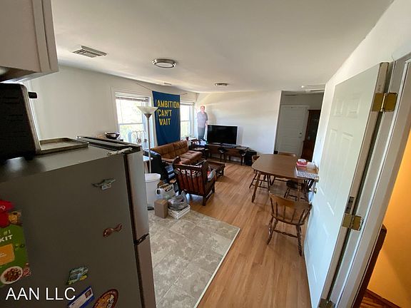 3rd image of 3601 Spring Garden St #6238011