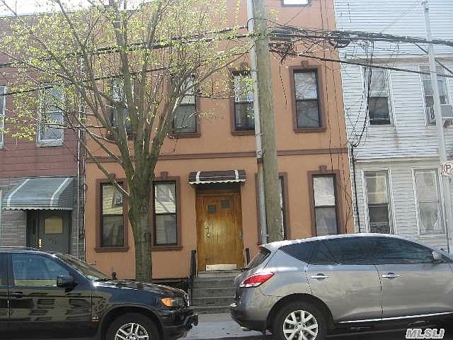 2nd image of 510 Grandview Ave