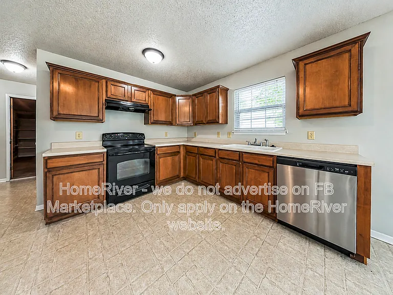 2840 Barnes Ct — Photo 12
