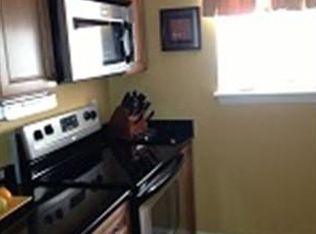 4 Nancy Rd APT 10, South Easton, MA 02375