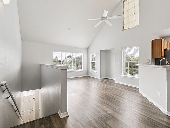 2nd image of 9141 Lee Vista Blvd APT 307