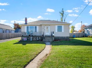 109 W Elm St, Coal City, IL 60416