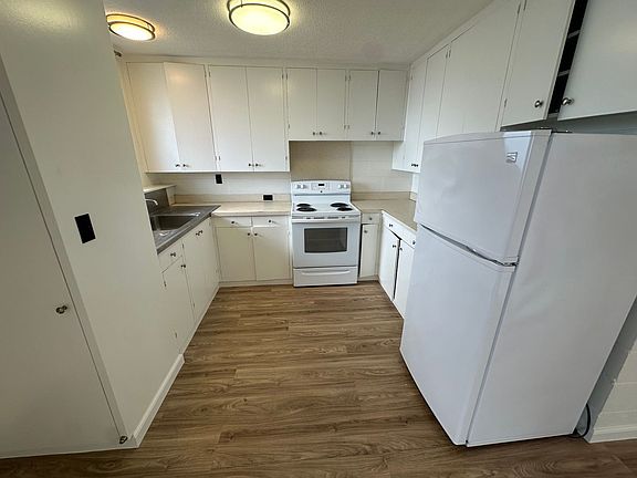 3rd image of 838 Lukepane Ave APT 403