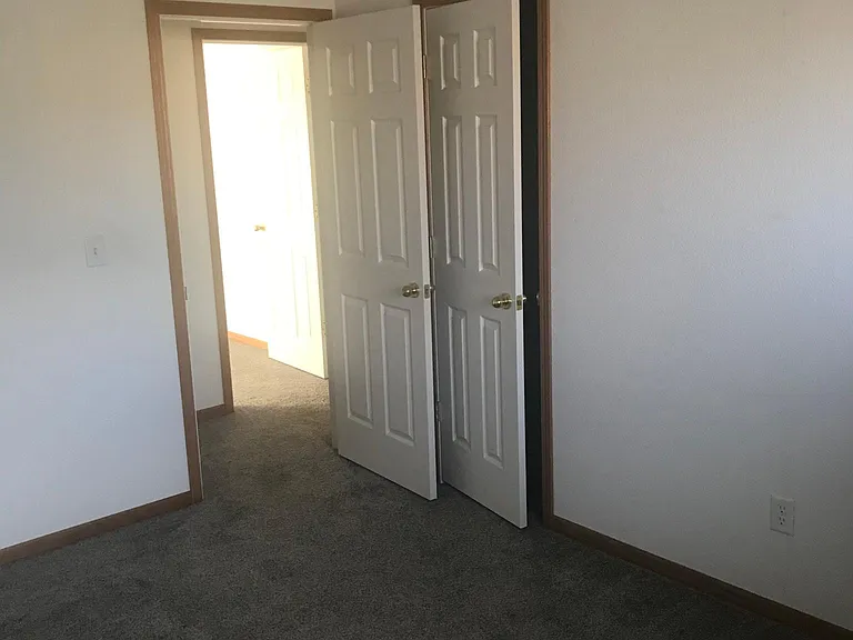 3330 Saratoga St — Photo 5