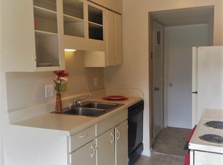 821 Woolard Cres, Virginia Beach, VA 23462