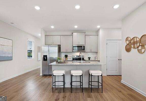 4th image of 1301 Harmony Ridge Ct