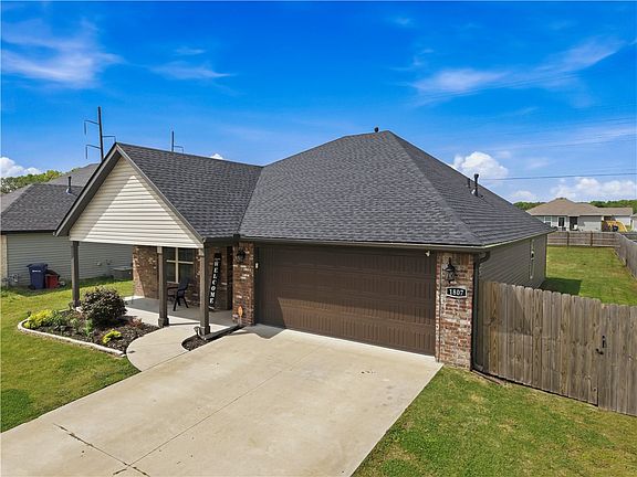 2nd image of 1807 E Endura Park Dr