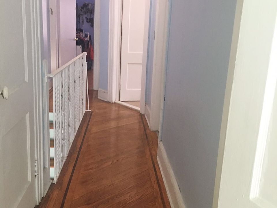 1st image of 1309 E 40th St