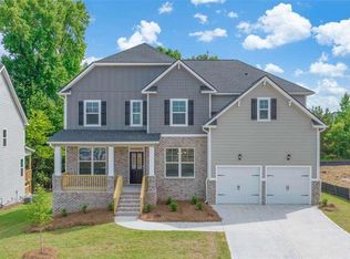 1021 Hawthorne Cres, Madison, GA 30650