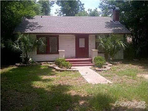 2nd image of 3218 W Cervantes St