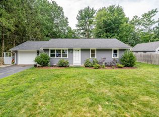 8 Powder Ridge Rd, Enfield, CT 06082