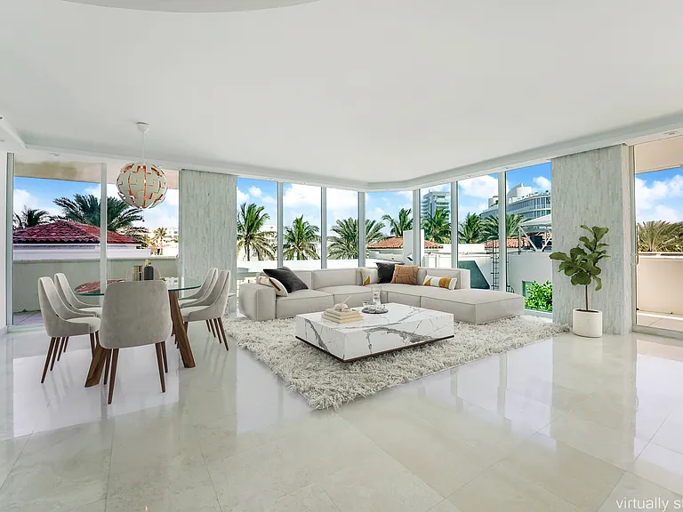 300 S Pointe Dr #405 — Photo 4
