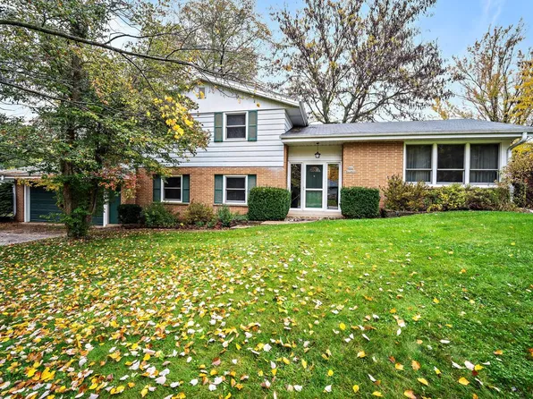 S83W22850 Martin STREET, Big Bend, WI 53103