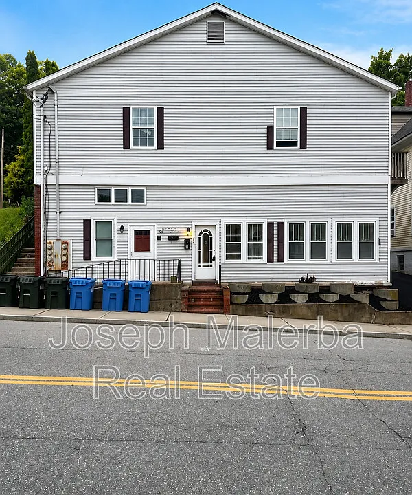 34 Merchants Ave #2