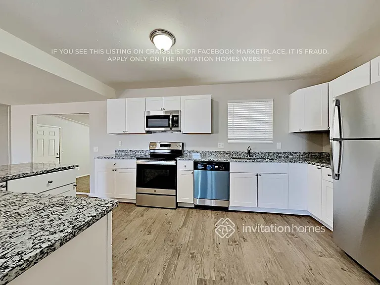 13581 Sheridan Blvd — Photo 7
