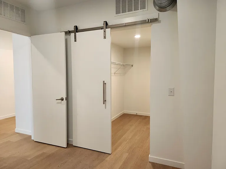 Arthaus Apartments — Photo 41