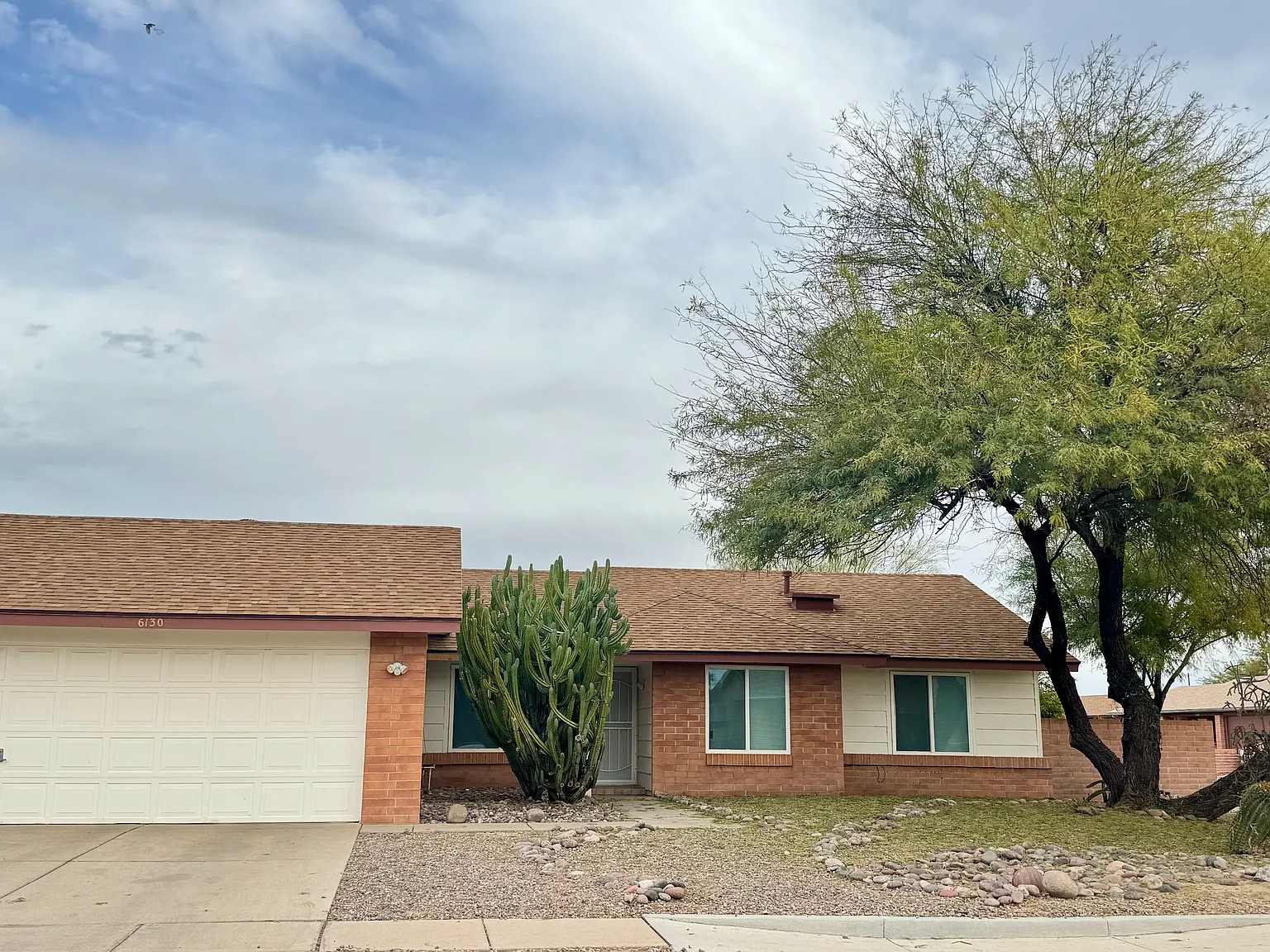 3 bed, 1400 sqft, $1,750 — Photo 1