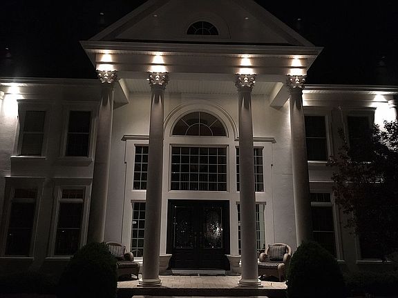 4th image of 4241 Meadow View Dr