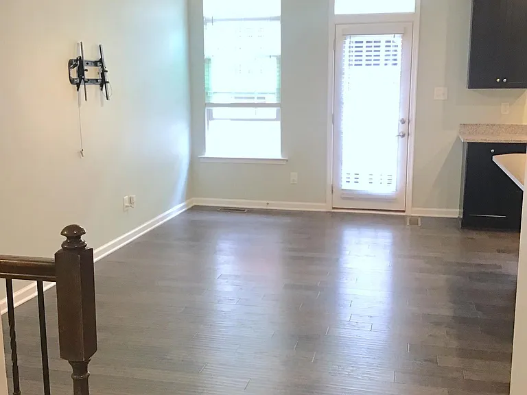 2nd floor dining & kitchen w/exit to balcony