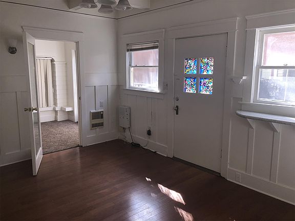 3rd image of 1055 E Ocean Blvd APT I