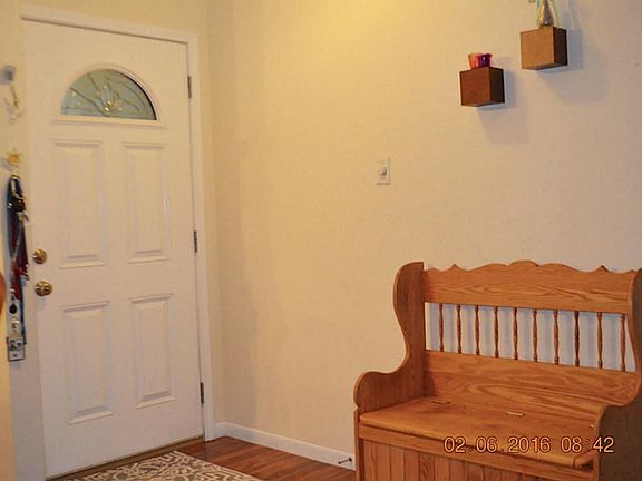 3rd image of 16422 Havenhurst Dr