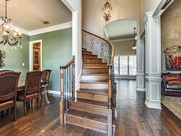 5th image of 212 Sleepy Hollow Ln