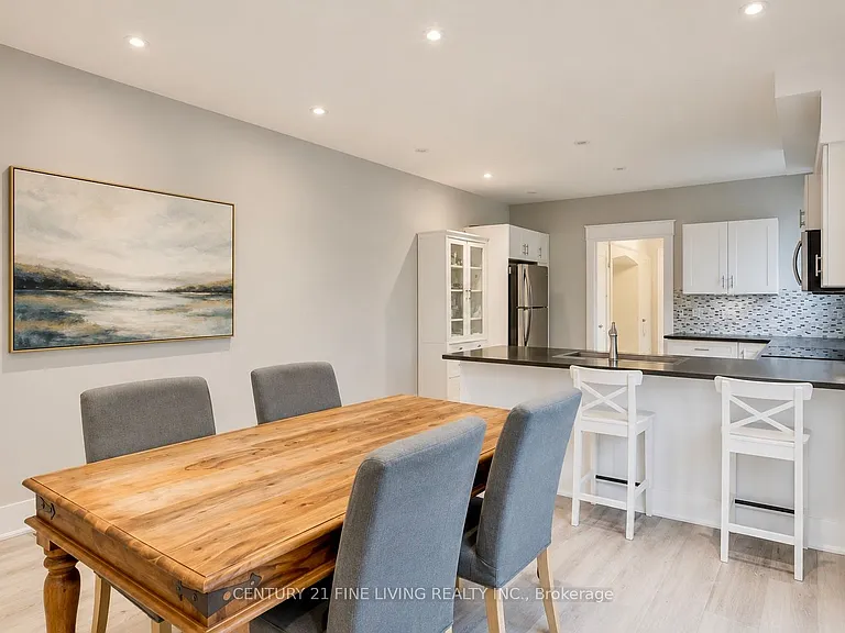 52 Kenwood Ave — Photo 7