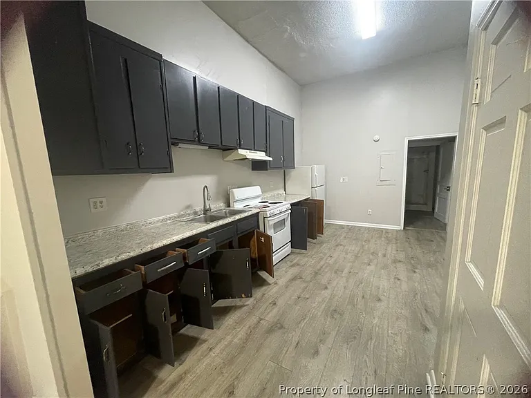 401 S Clinton Ave #D — Photo 2