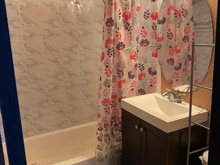 1020 NE 146th St — Photo 5