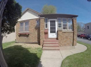 3205 Avenue Of The Cities, Moline, IL 61265