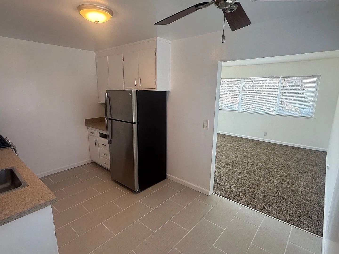 Willard Ave - 301 — Photo 2
