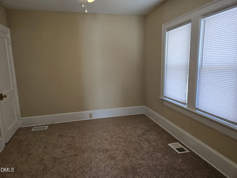 205 N Smithfield Rd — Photo 3