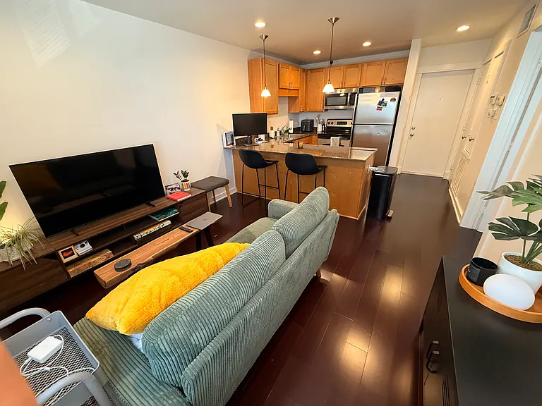 1725 Delachaise St #202 — Photo 8