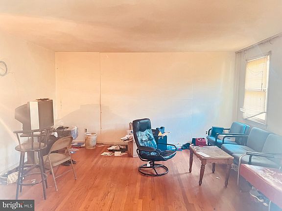 2nd image of 4013 Leisure Dr