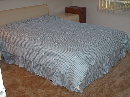 Masterbedroom w/ new carpet