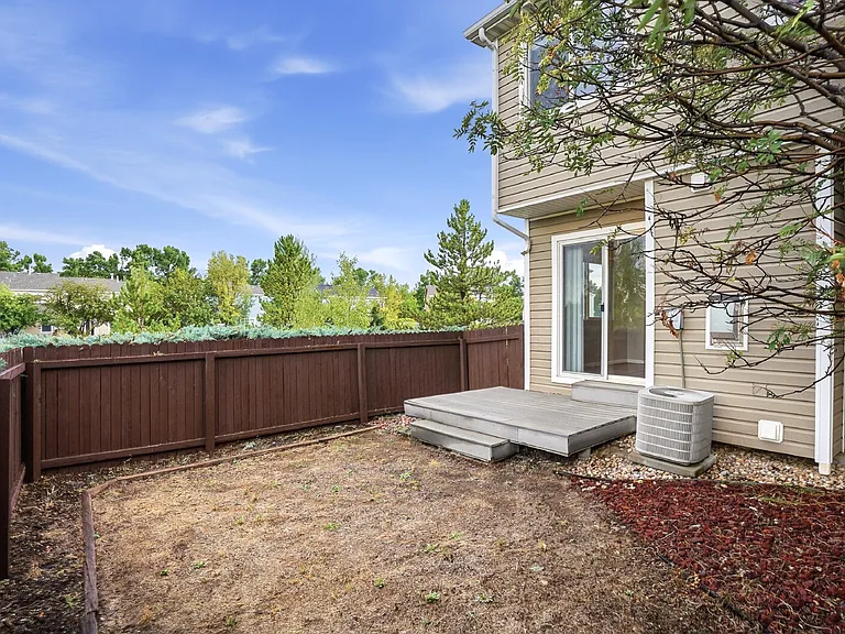 4028 Three Bridges Ct — Photo 32