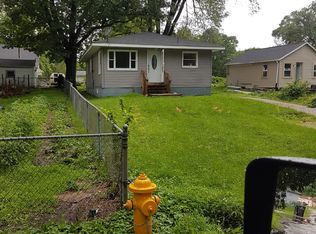 3924 6th St, Rock Island, IL 61201