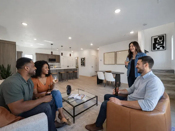 Quincy Townhomes, 4372 S 900 E #102, Millcreek, UT 84124