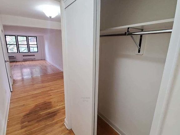 4th image of 315 Ocean Pkwy #C3