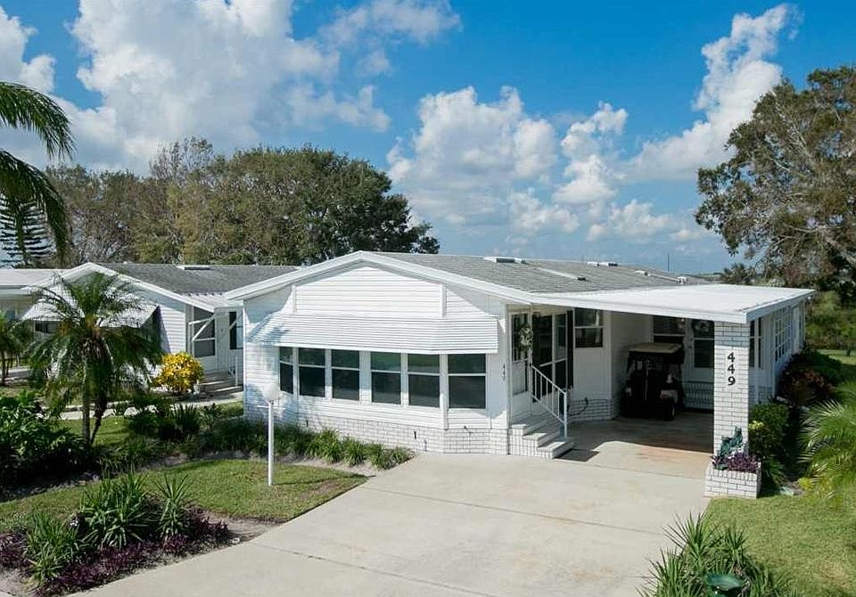 1st image of 449 Papaya Cir