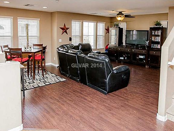 4th image of 8925 Emma Clare Ct