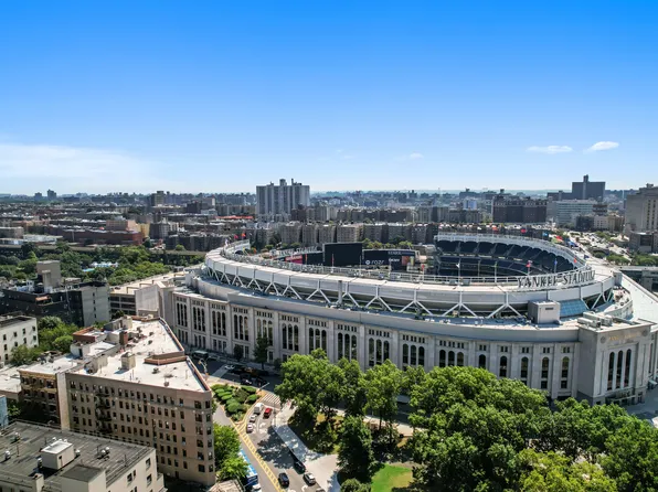 941 Jerome Avenue image 1 of 10